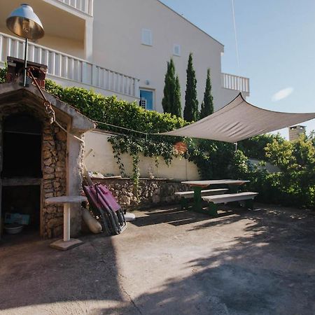 Apartman Relax 2 Zaboric Exterior photo