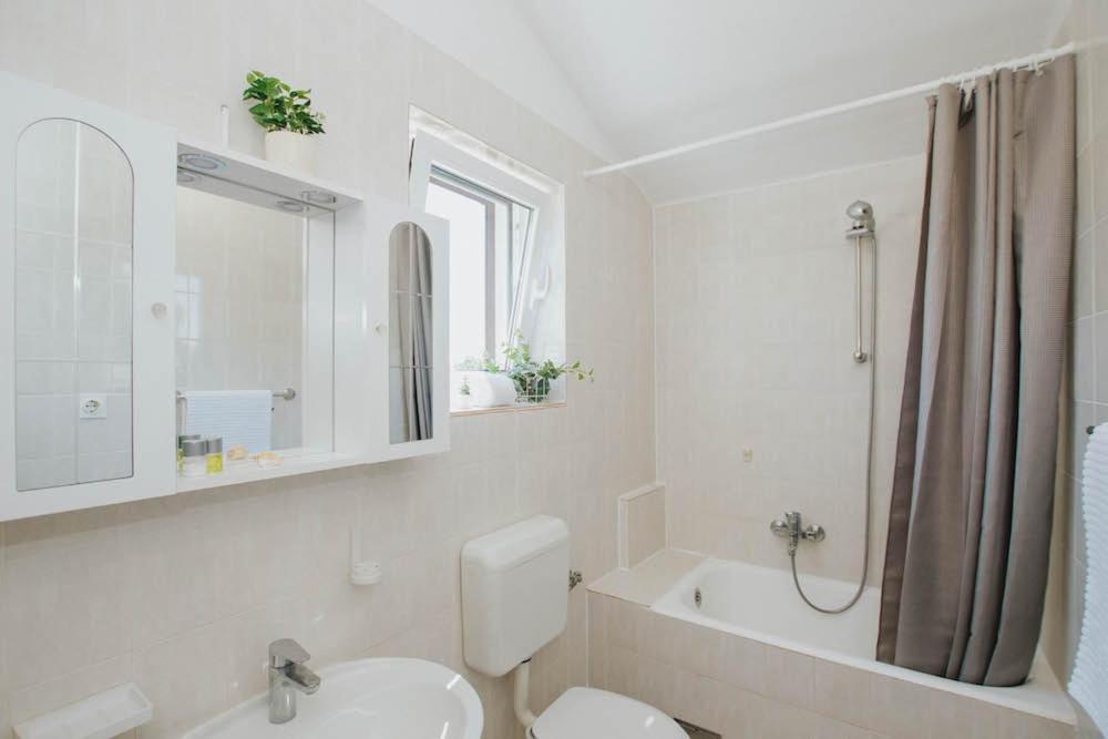 Apartman Relax 2 Zaboric Exterior photo