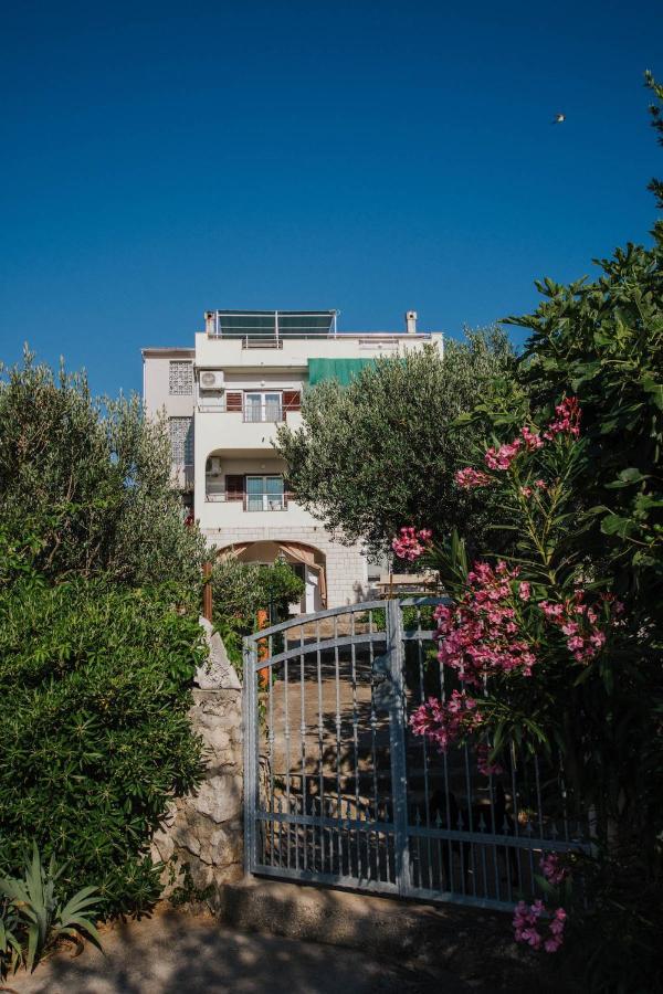 Apartman Relax 2 Zaboric Exterior photo