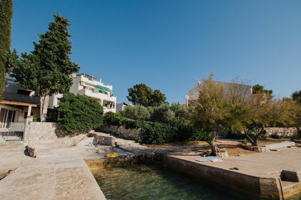 Apartman Relax 2 Zaboric Exterior photo