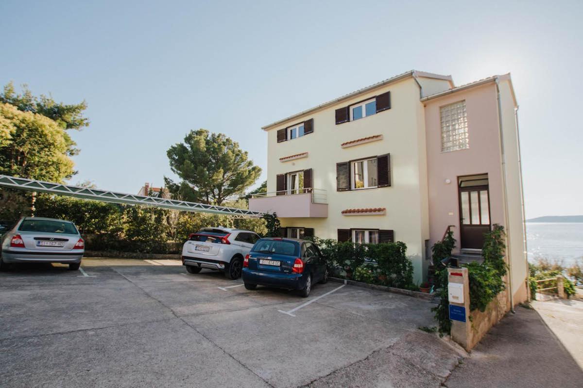 Apartman Relax 2 Zaboric Exterior photo
